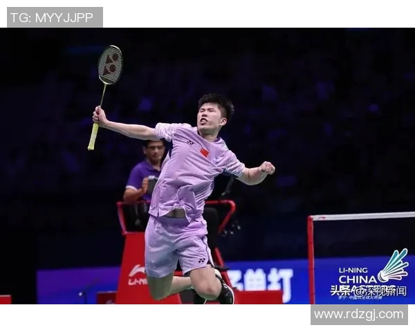 武汉羽毛球队在全国锦标赛中以70分领先其他队伍展现强劲实力 武汉羽毛球队在全国锦标赛中以70分领先其他队伍展现强劲实力