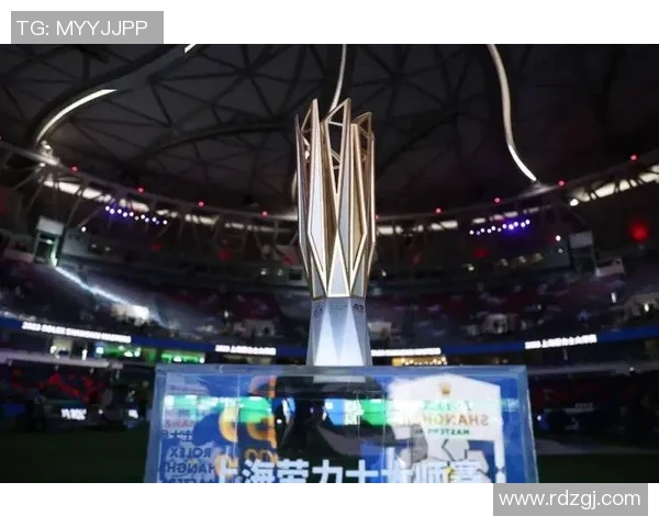 上海网球队逆袭之路揭秘:从默默无闻到大满贯荣耀的奋斗历程 上海网球队逆袭之路揭秘:从默默无闻到大满贯荣耀的奋斗历程