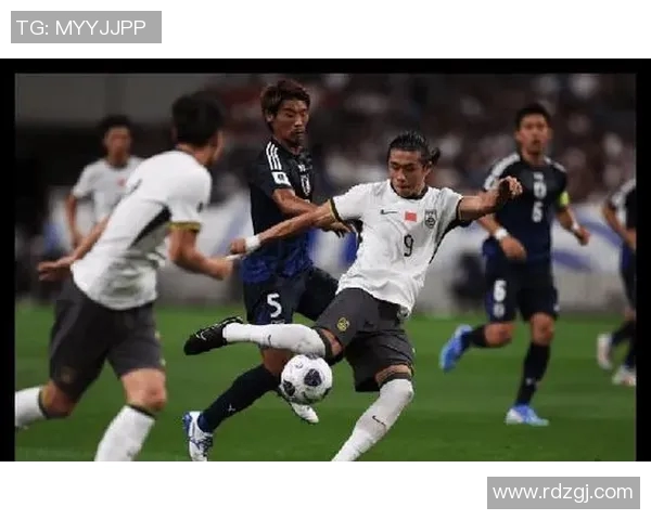 从巅峰到谷底足球明星背后的悲惨人生故事揭秘 从巅峰到谷底足球明星背后的悲惨人生故事揭秘