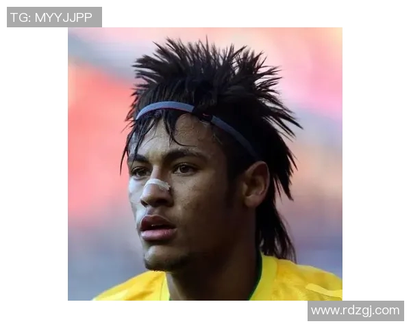 各类足球明星独特发型展示与风格解析让你领略球场魅力与时尚风潮