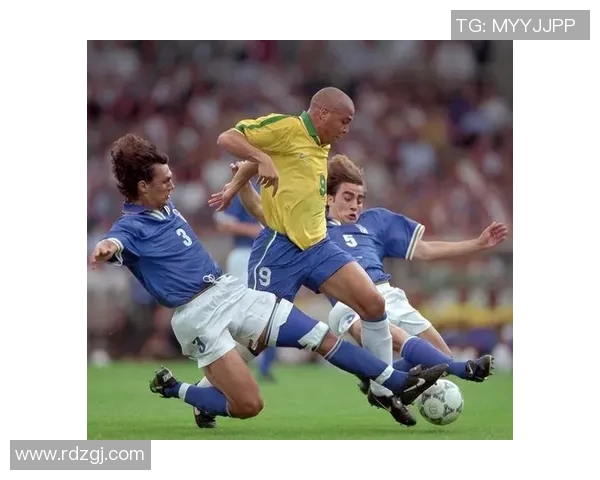 孩子们眼中的足球明星：他们的故事与成就分享