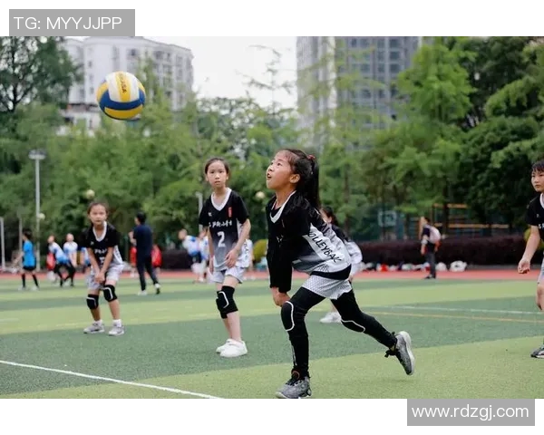 成都排球队选拔赛特别报道:从默默无闻到耀眼夺冠的奋斗之路 成都排球队选拔赛特别报道:从默默无闻到耀眼夺冠的奋斗之路